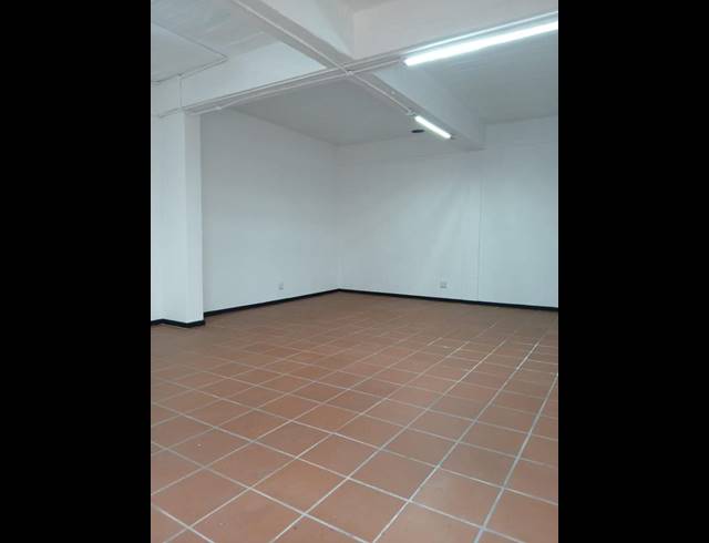 RETAIL PROPERTY TO RENT IN HOWICK CENTRAL
